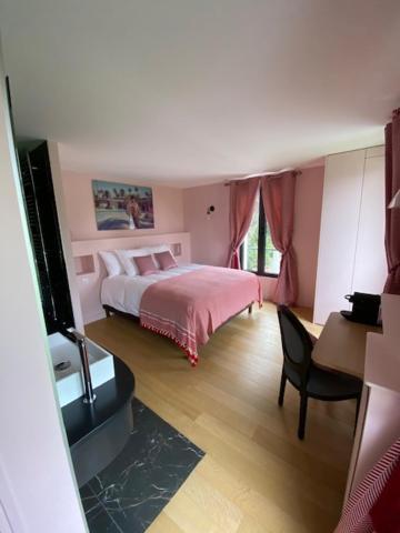 La Aubin Belle Demeure Avec Vue Sur Paris